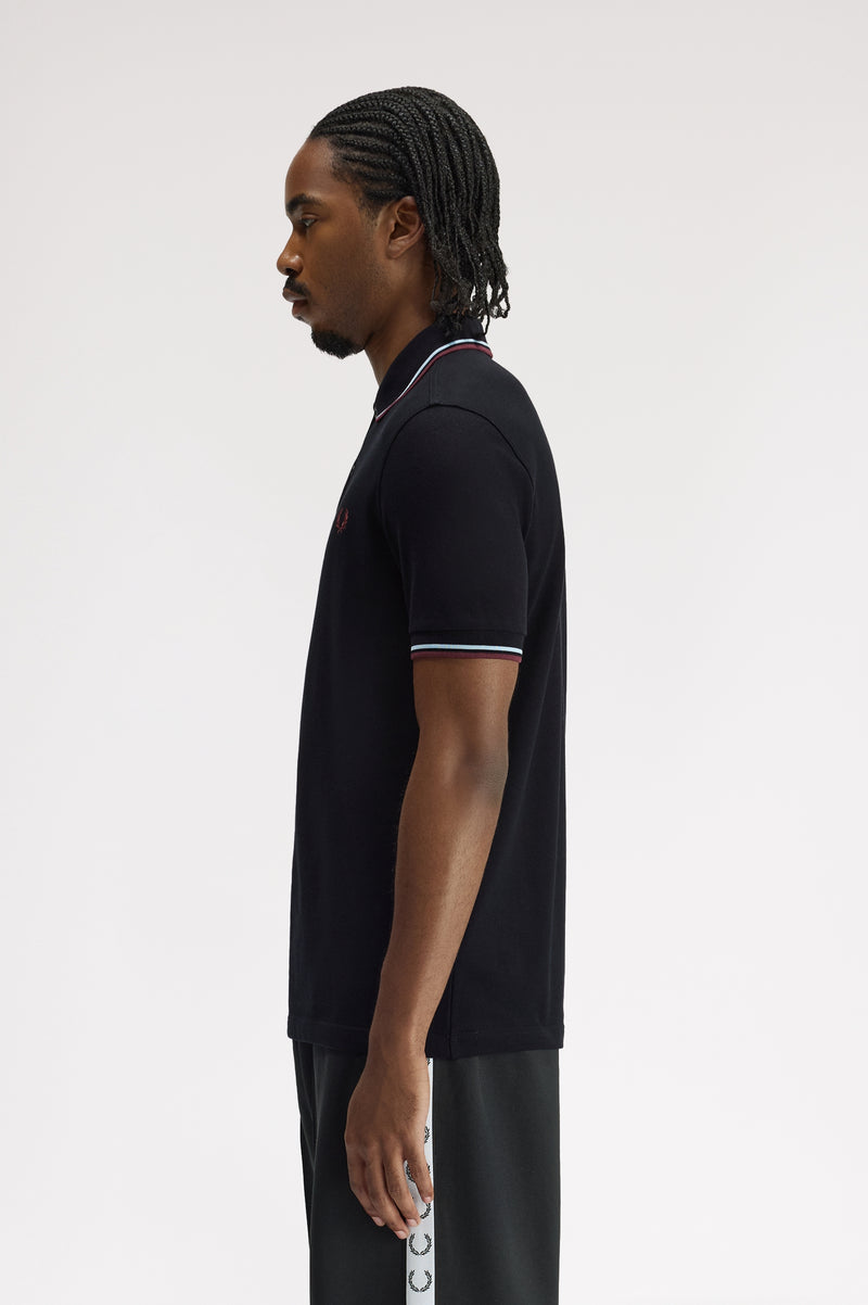 TWIN TIPPED FRED PERRY SHIRT
