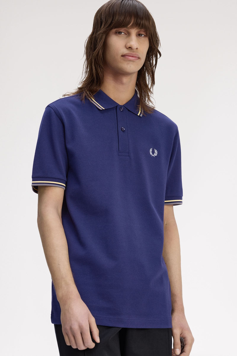 TWIN TIPPED FRED PERRY SHIRT