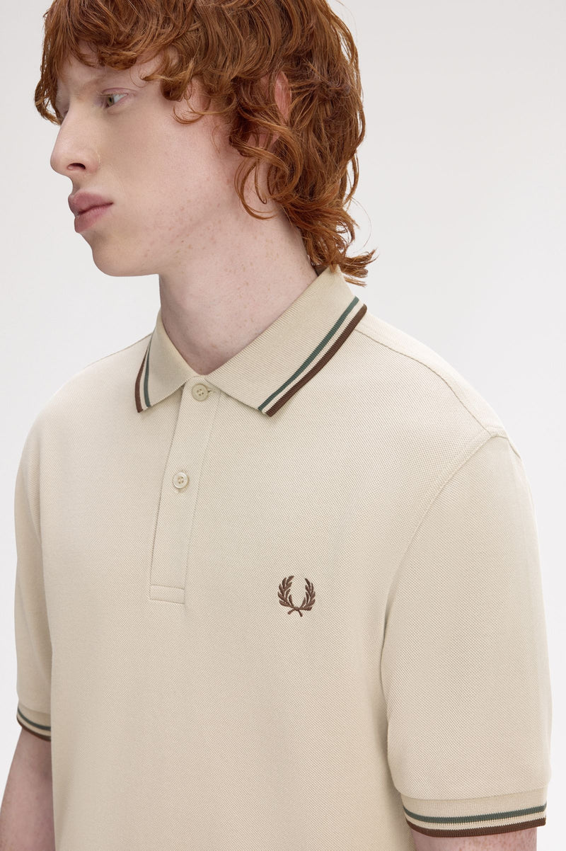 TWIN TIPPED FRED PERRY SHIRT