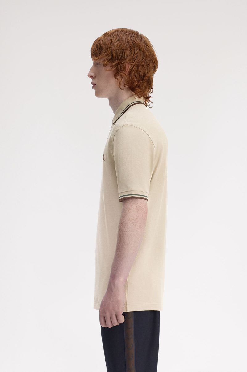 TWIN TIPPED FRED PERRY SHIRT