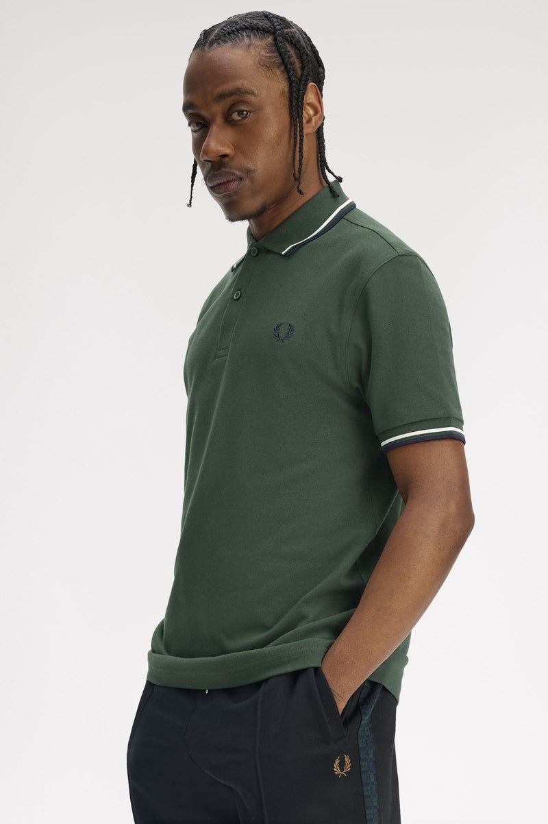 TWIN TIPPED FRED PERRY SHIRT