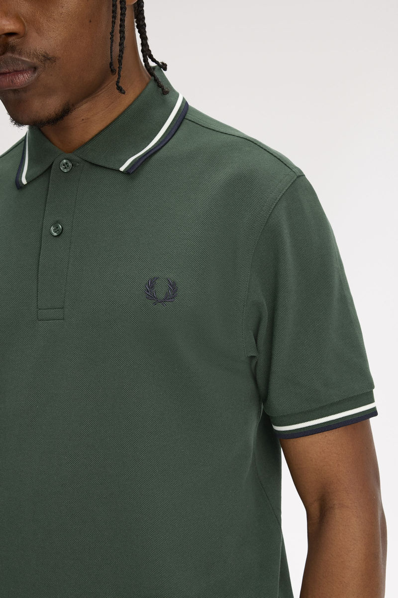 TWIN TIPPED FRED PERRY SHIRT