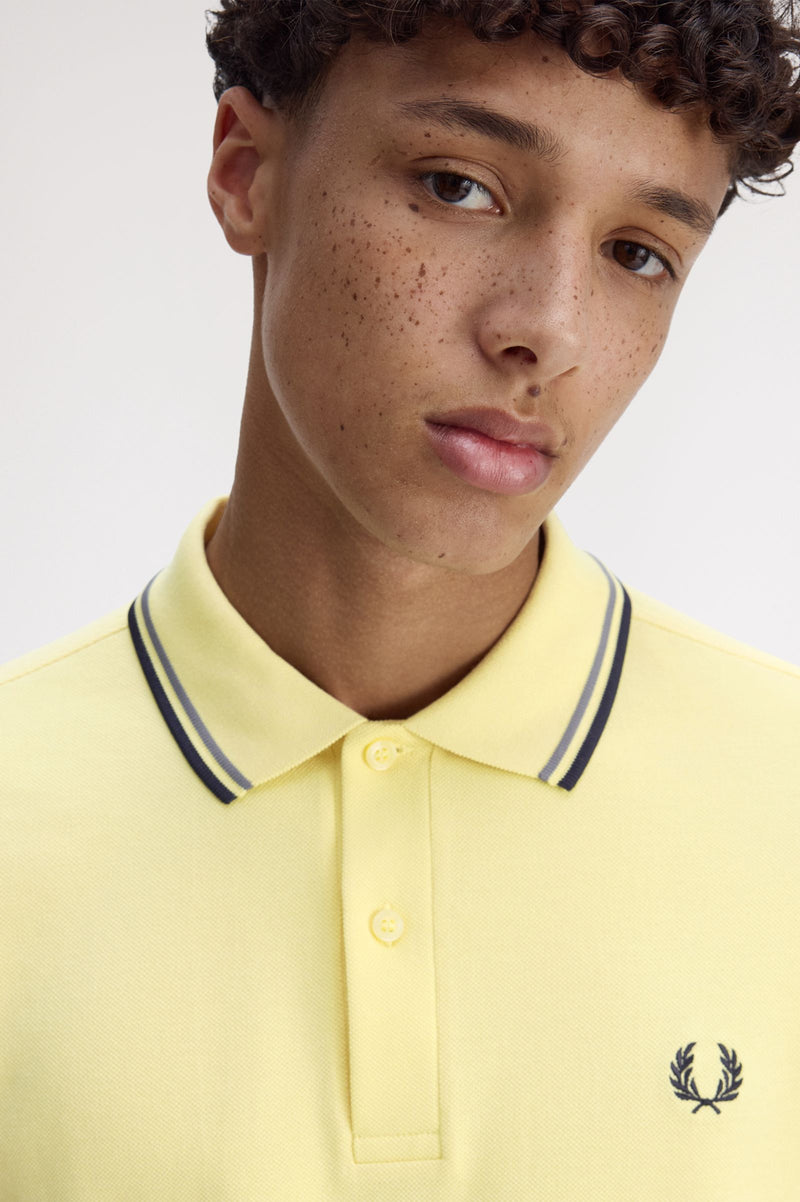 TWIN TIPPED FRED PERRY SHIRT