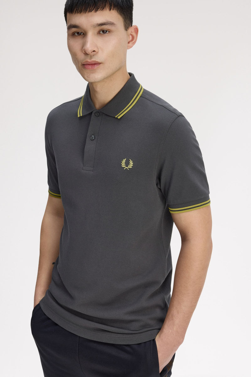 TWIN TIPPED FRED PERRY SHIRT