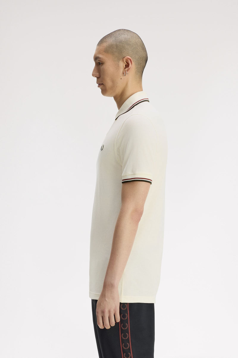 TWIN TIPPED FRED PERRY SHIRT