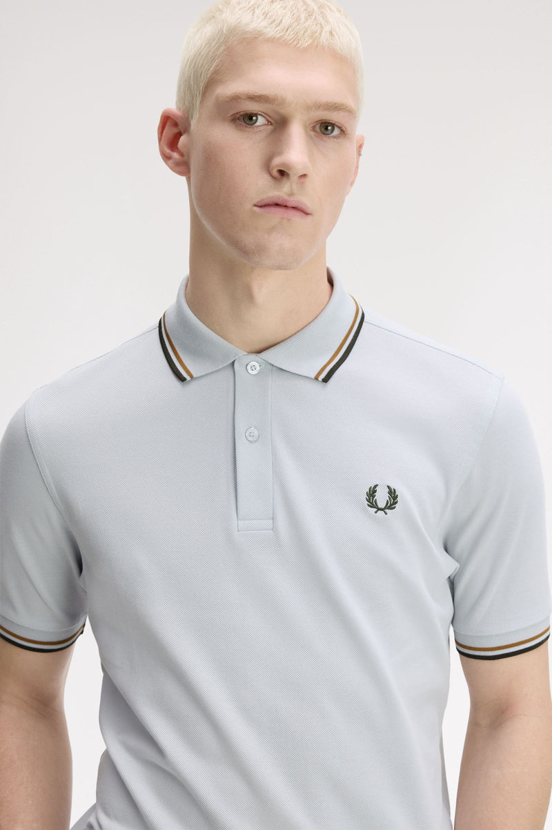 TWIN TIPPED FRED PERRY SHIRT