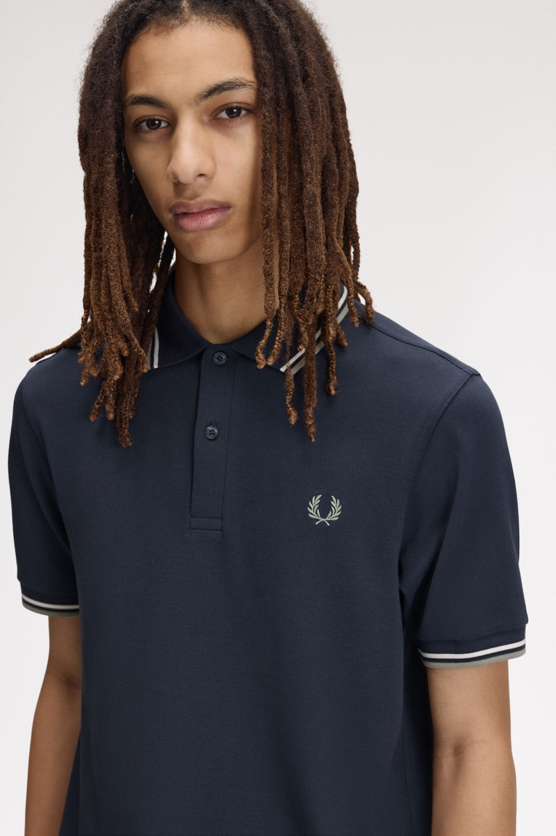 TWIN TIPPED FRED PERRY SHIRT