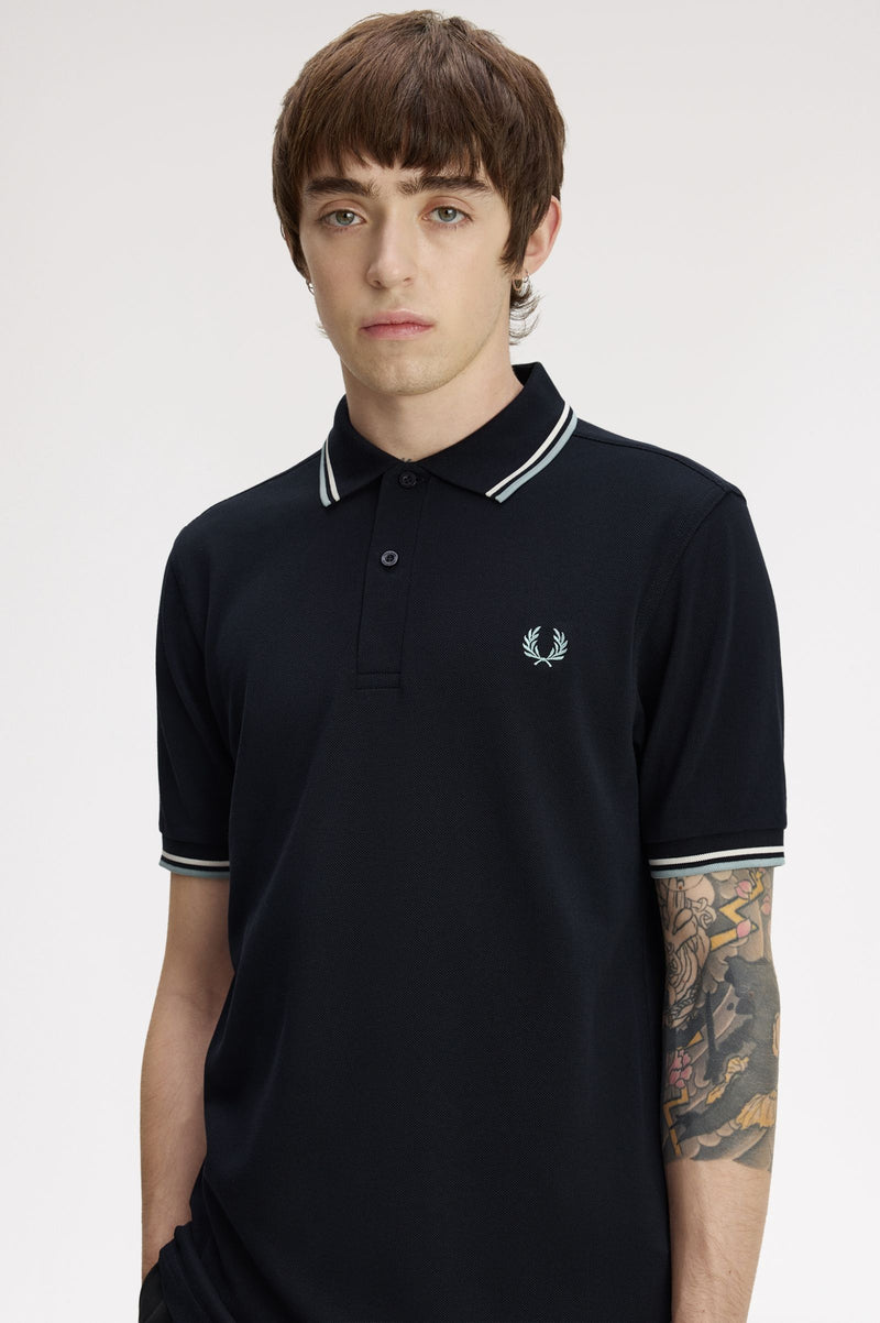 TWIN TIPPED FRED PERRY SHIRT