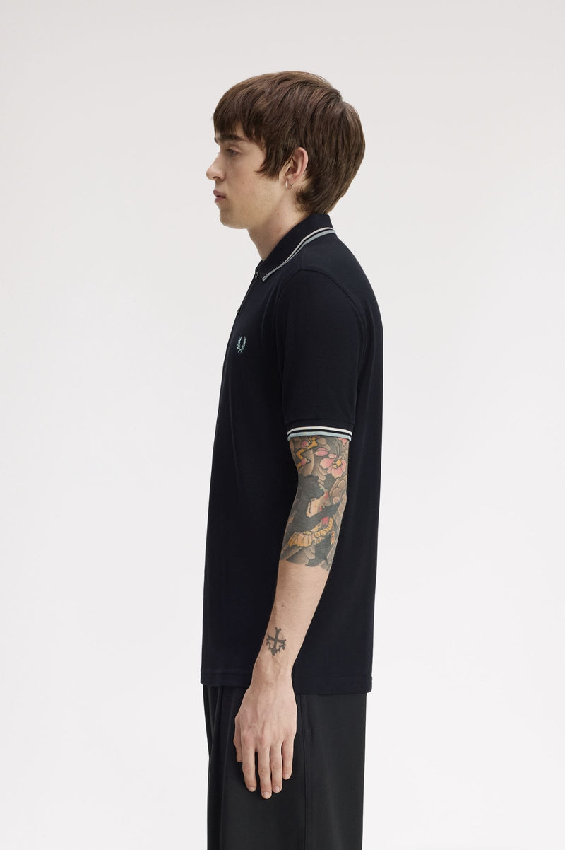 TWIN TIPPED FRED PERRY SHIRT