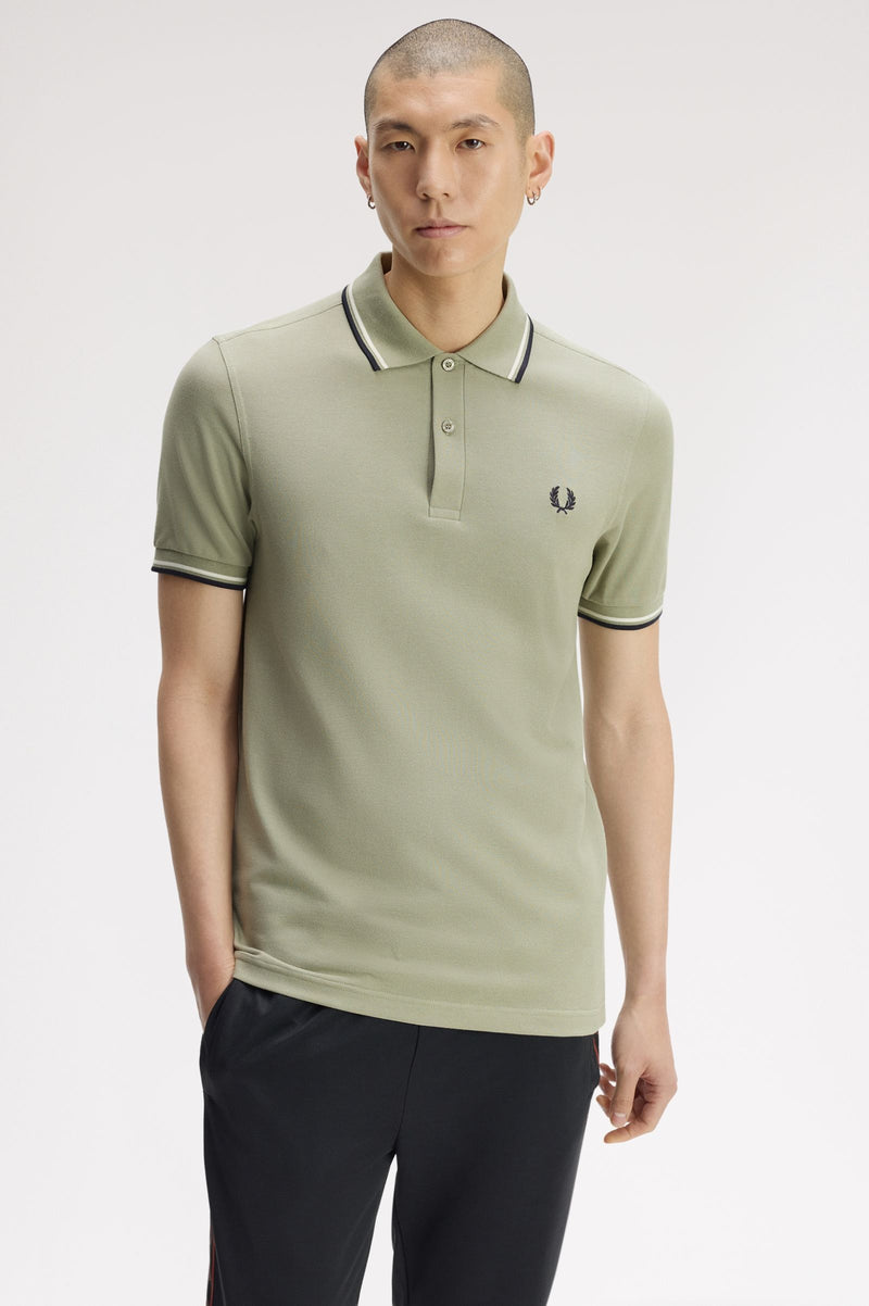 TWIN TIPPED FRED PERRY SHIRT