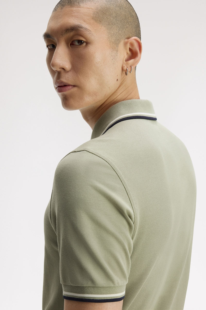 TWIN TIPPED FRED PERRY SHIRT