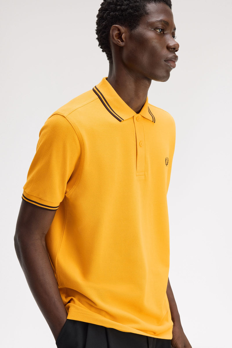 TWIN TIPPED FRED PERRY SHIRT