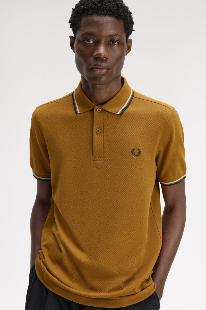 TWIN TIPPED FRED PERRY SHIRT
