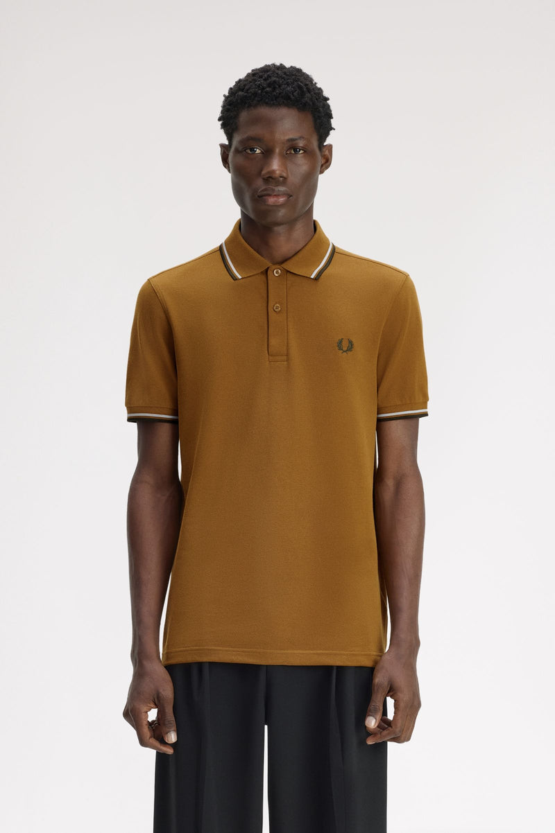 TWIN TIPPED FRED PERRY SHIRT