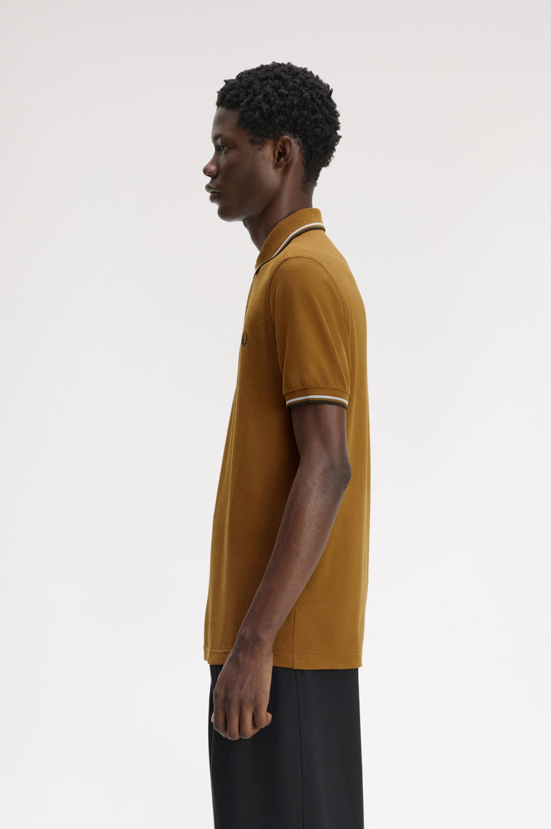 TWIN TIPPED FRED PERRY SHIRT
