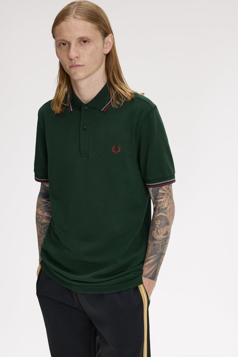 TWIN TIPPED FRED PERRY SHIRT