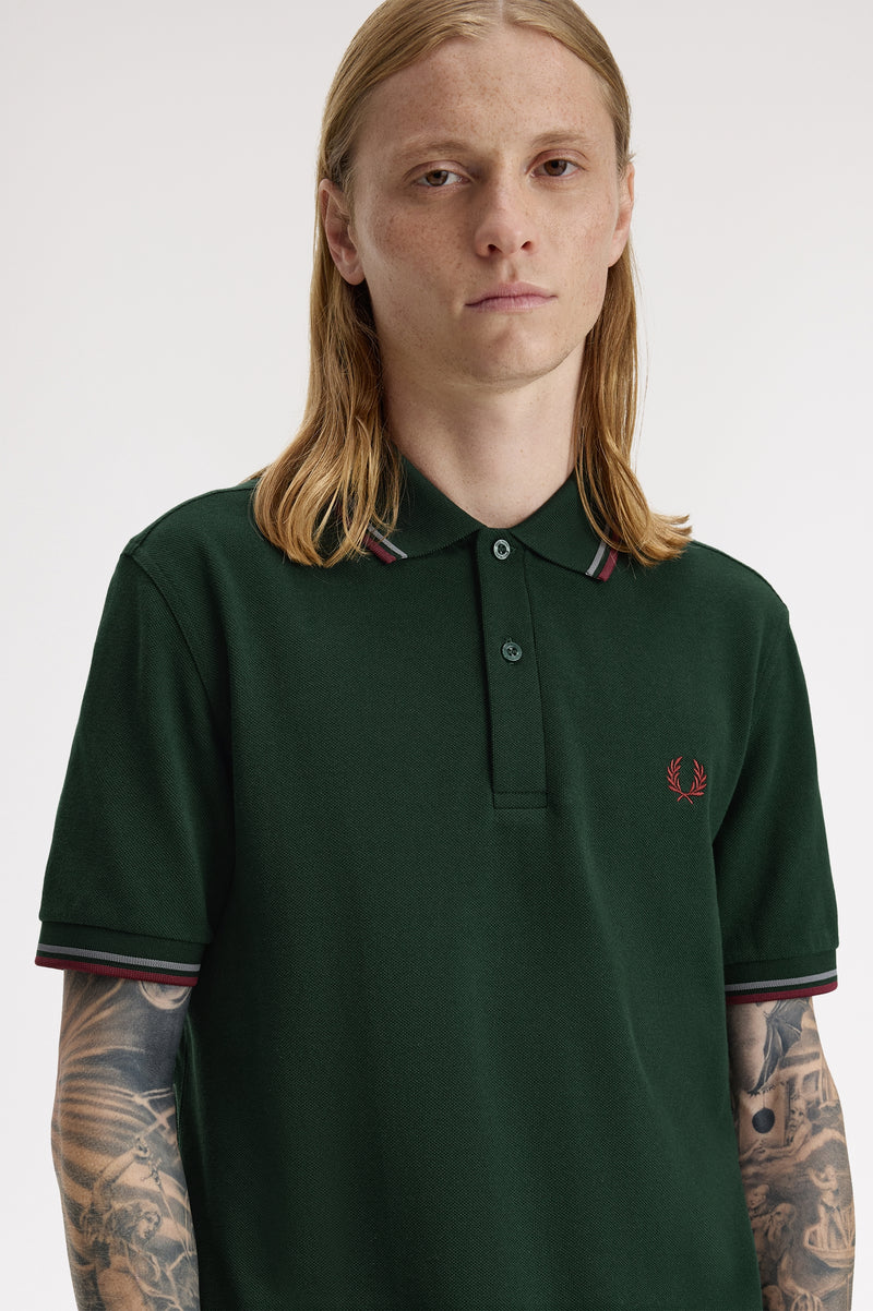 TWIN TIPPED FRED PERRY SHIRT