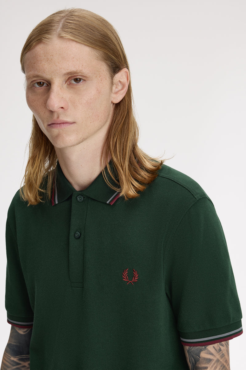TWIN TIPPED FRED PERRY SHIRT