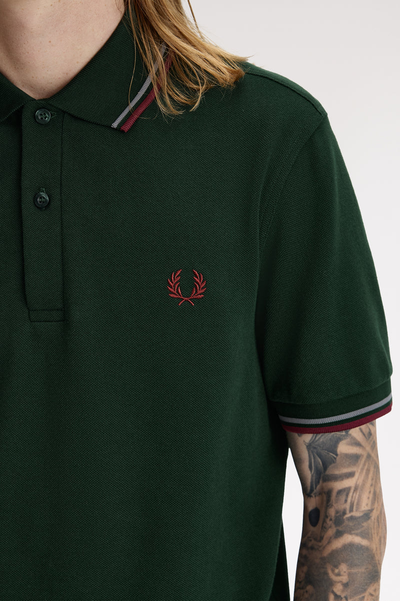 TWIN TIPPED FRED PERRY SHIRT