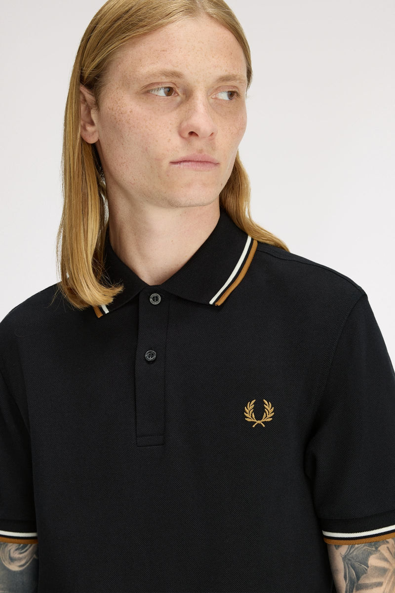 TWIN TIPPED FRED PERRY SHIRT