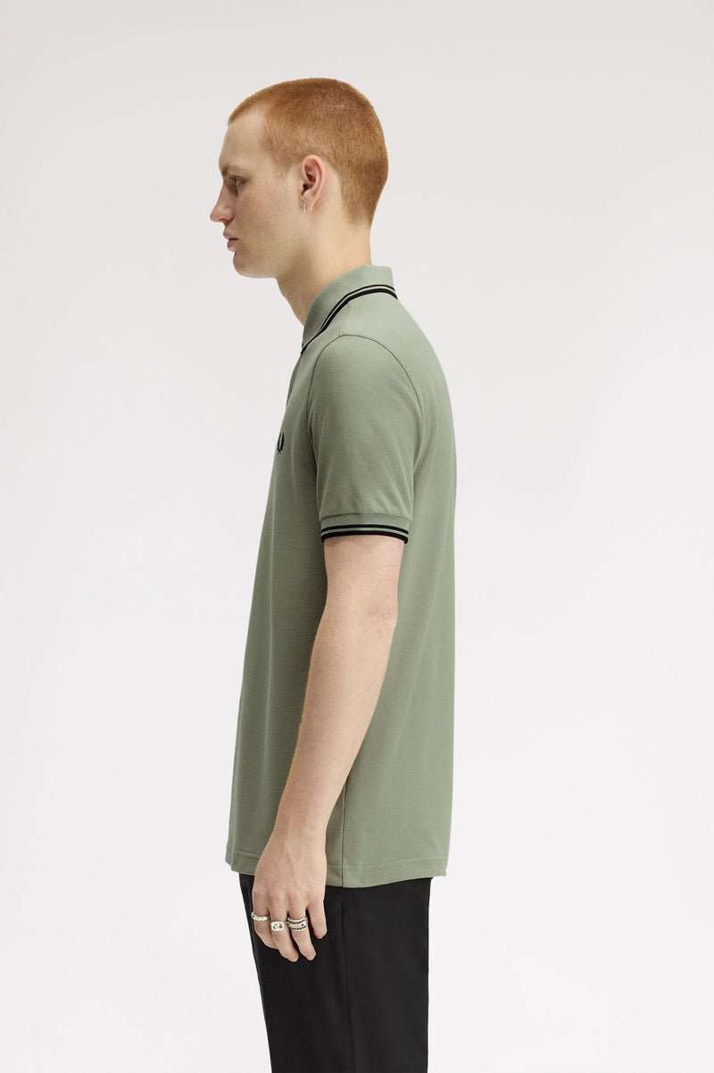 TWIN TIPPED FRED PERRY SHIRT