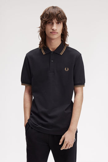TWIN TIPPED FRED PERRY SHIRT