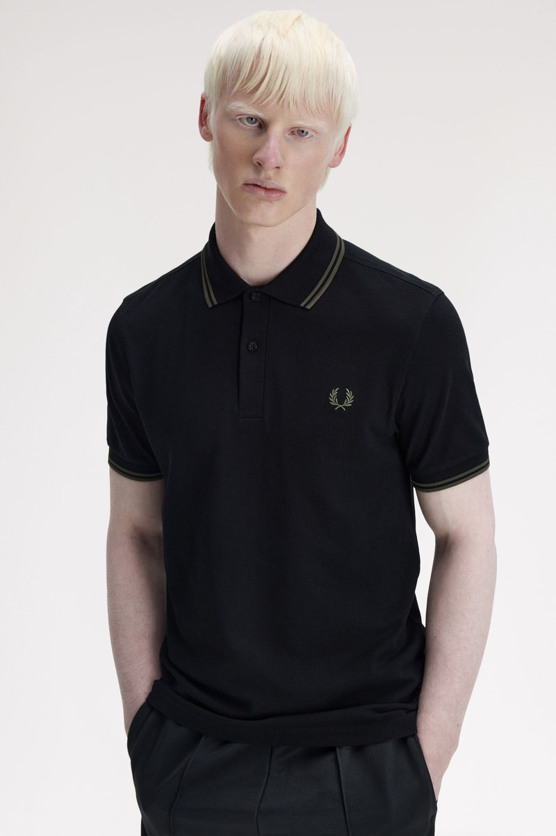 TWIN TIPPED FRED PERRY SHIRT