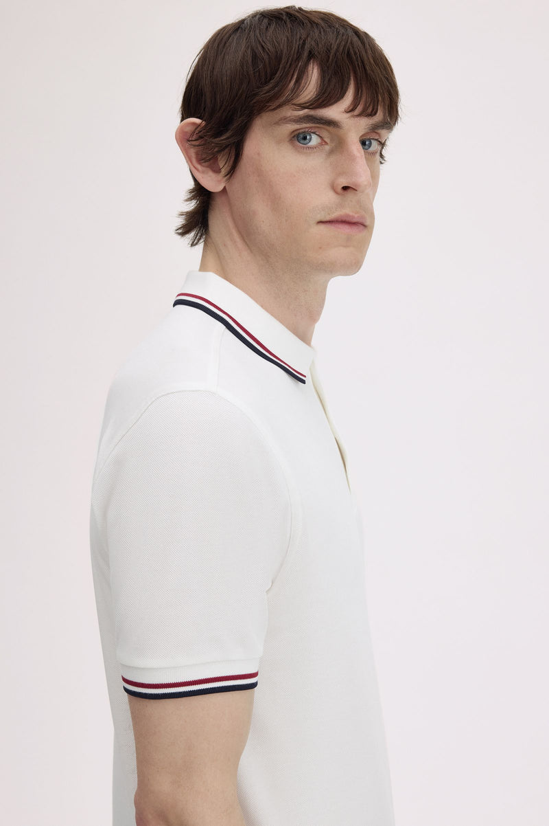 TWIN TIPPED FRED PERRY SHIRT