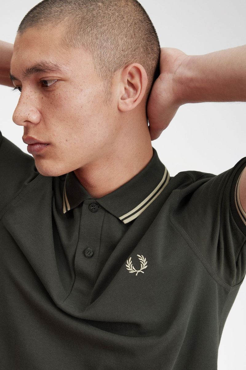 TWIN TIPPED FRED PERRY SHIRT