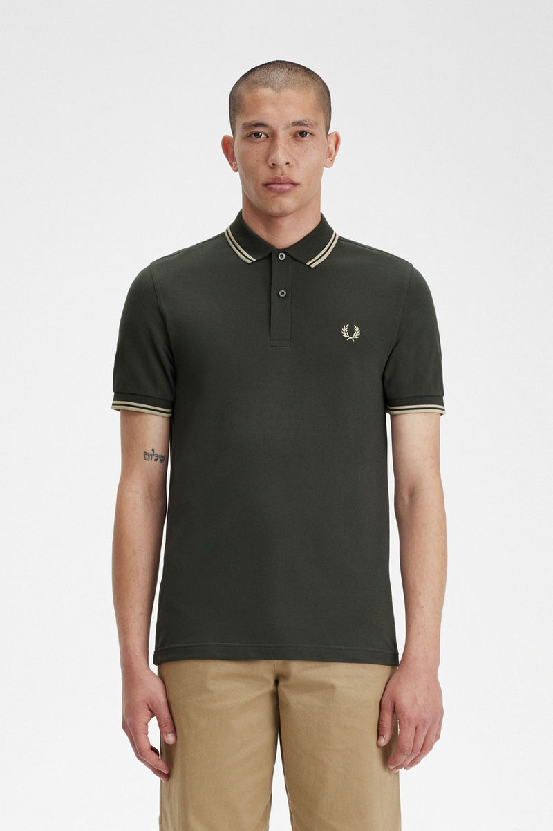 TWIN TIPPED FRED PERRY SHIRT