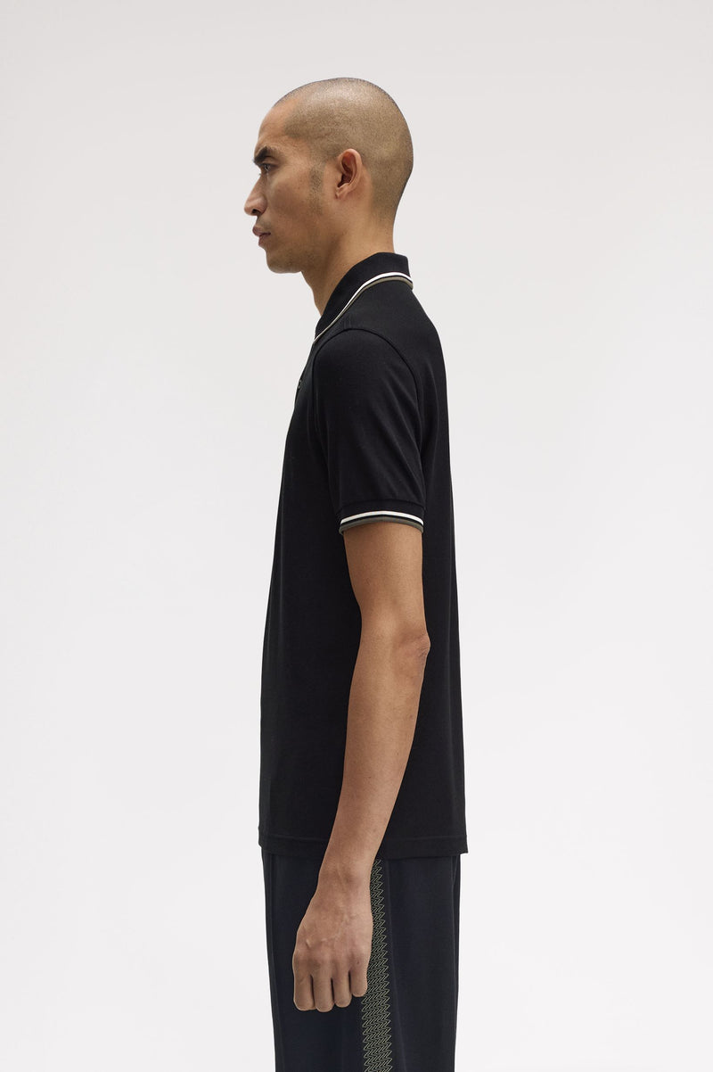 TWIN TIPPED FRED PERRY SHIRT