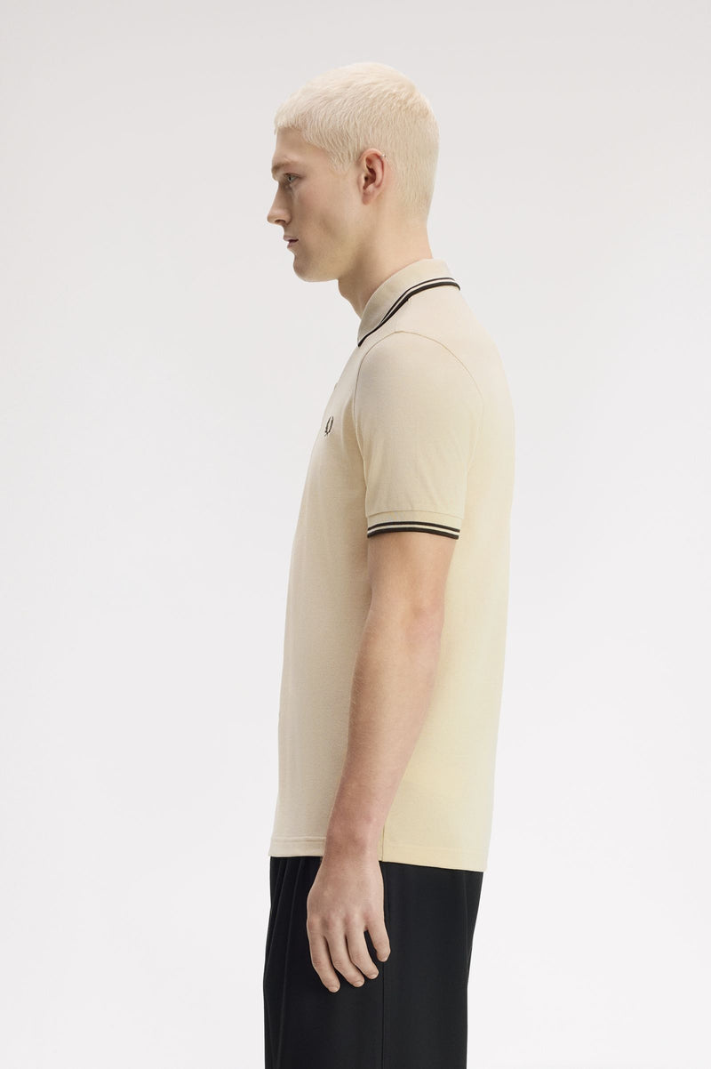 TWIN TIPPED FRED PERRY SHIRT