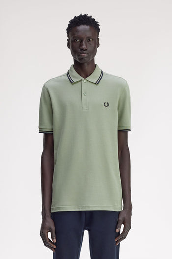 TWIN TIPPED FRED PERRY SHIRT