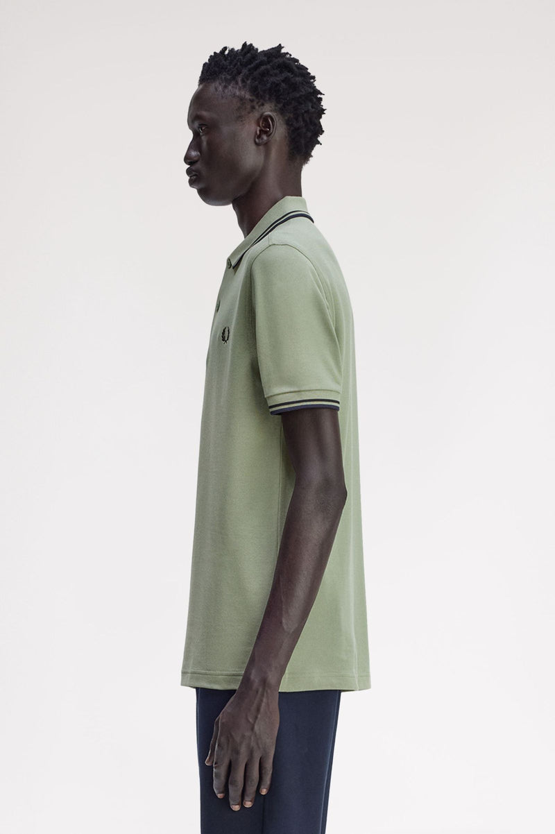 TWIN TIPPED FRED PERRY SHIRT