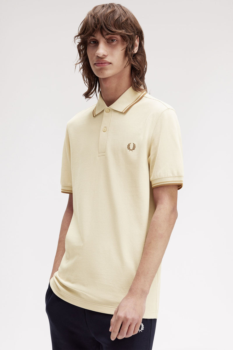 TWIN TIPPED FRED PERRY SHIRT
