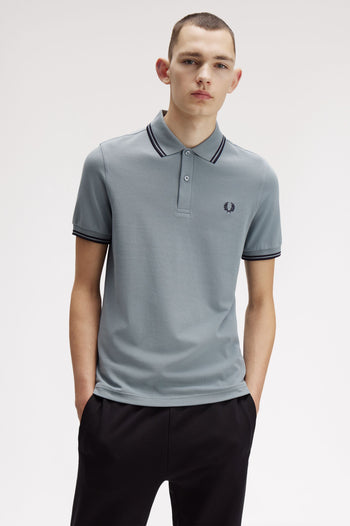 TWIN TIPPED FRED PERRY SHIRT