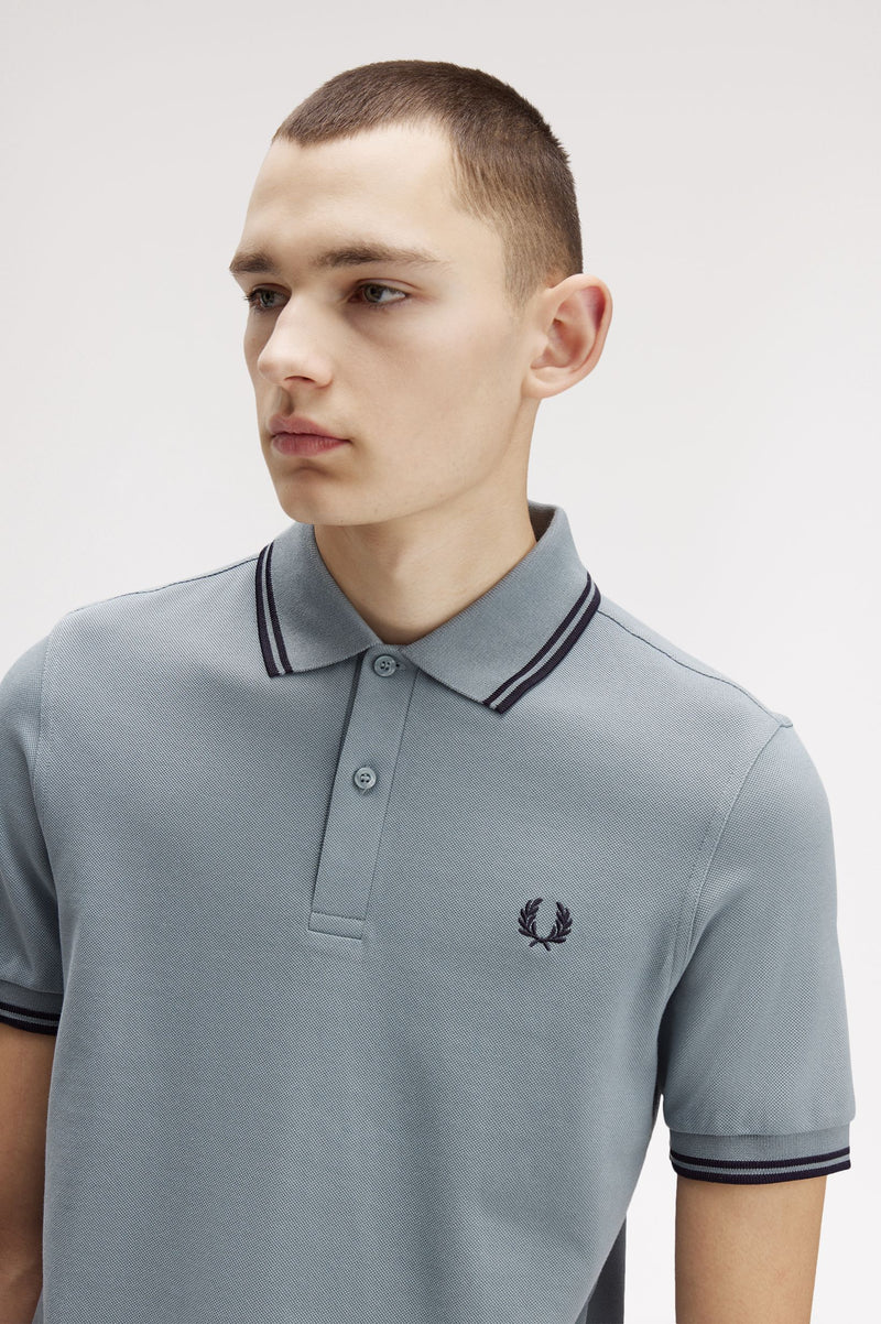 TWIN TIPPED FRED PERRY SHIRT