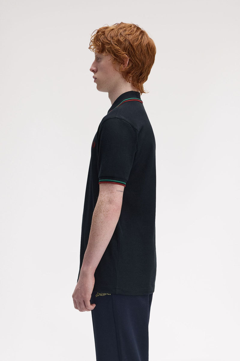 TWIN TIPPED FRED PERRY SHIRT