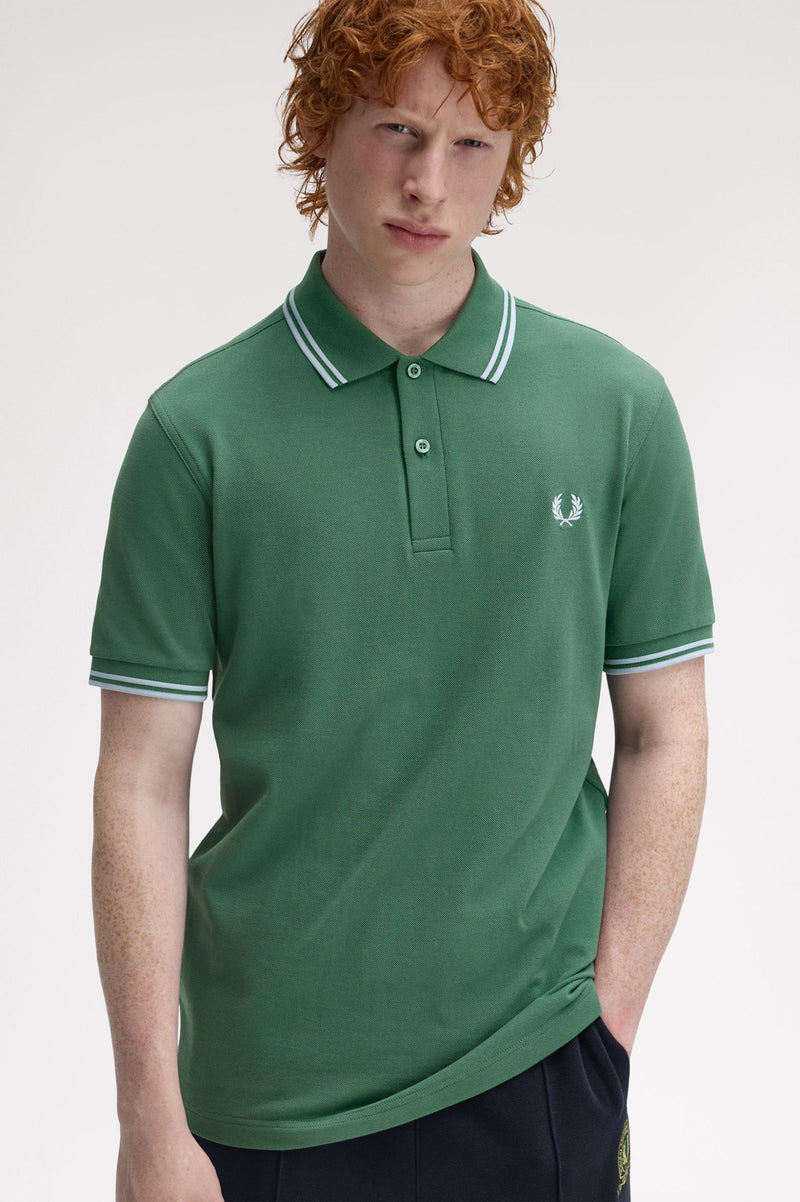 TWIN TIPPED FRED PERRY SHIRT