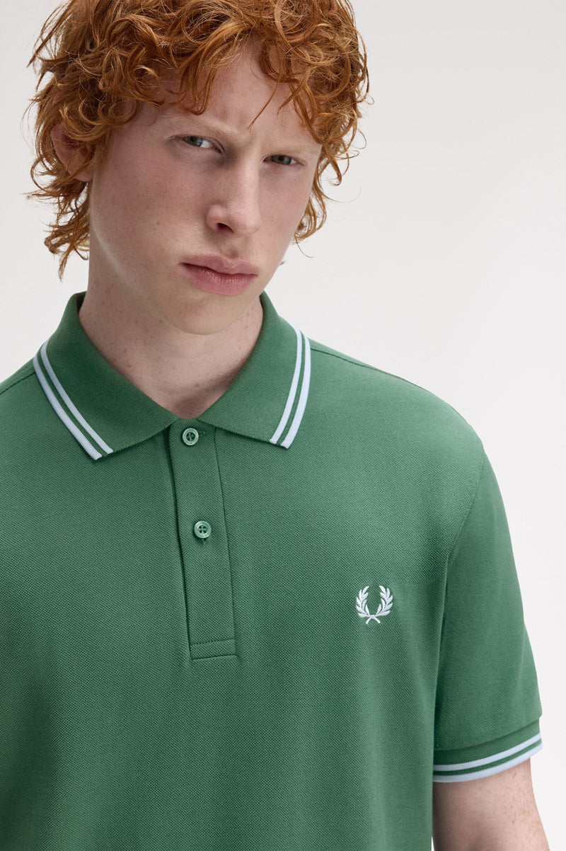 TWIN TIPPED FRED PERRY SHIRT