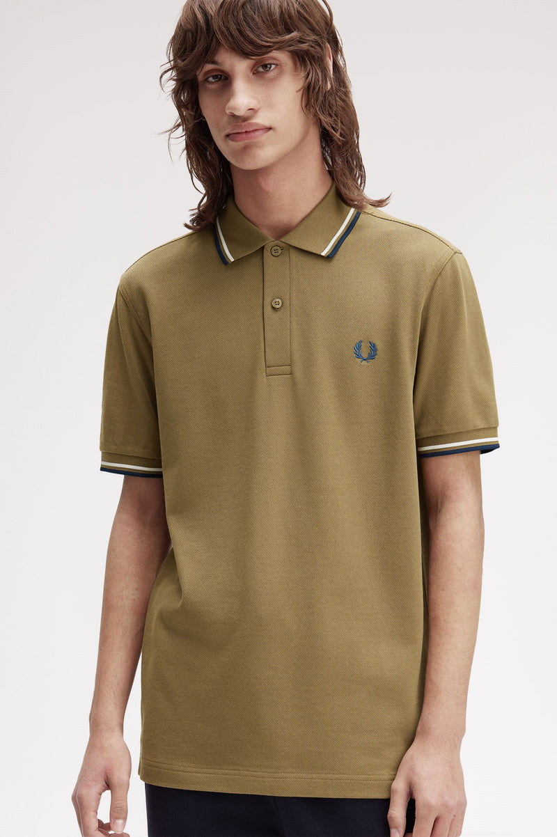 TWIN TIPPED FRED PERRY SHIRT