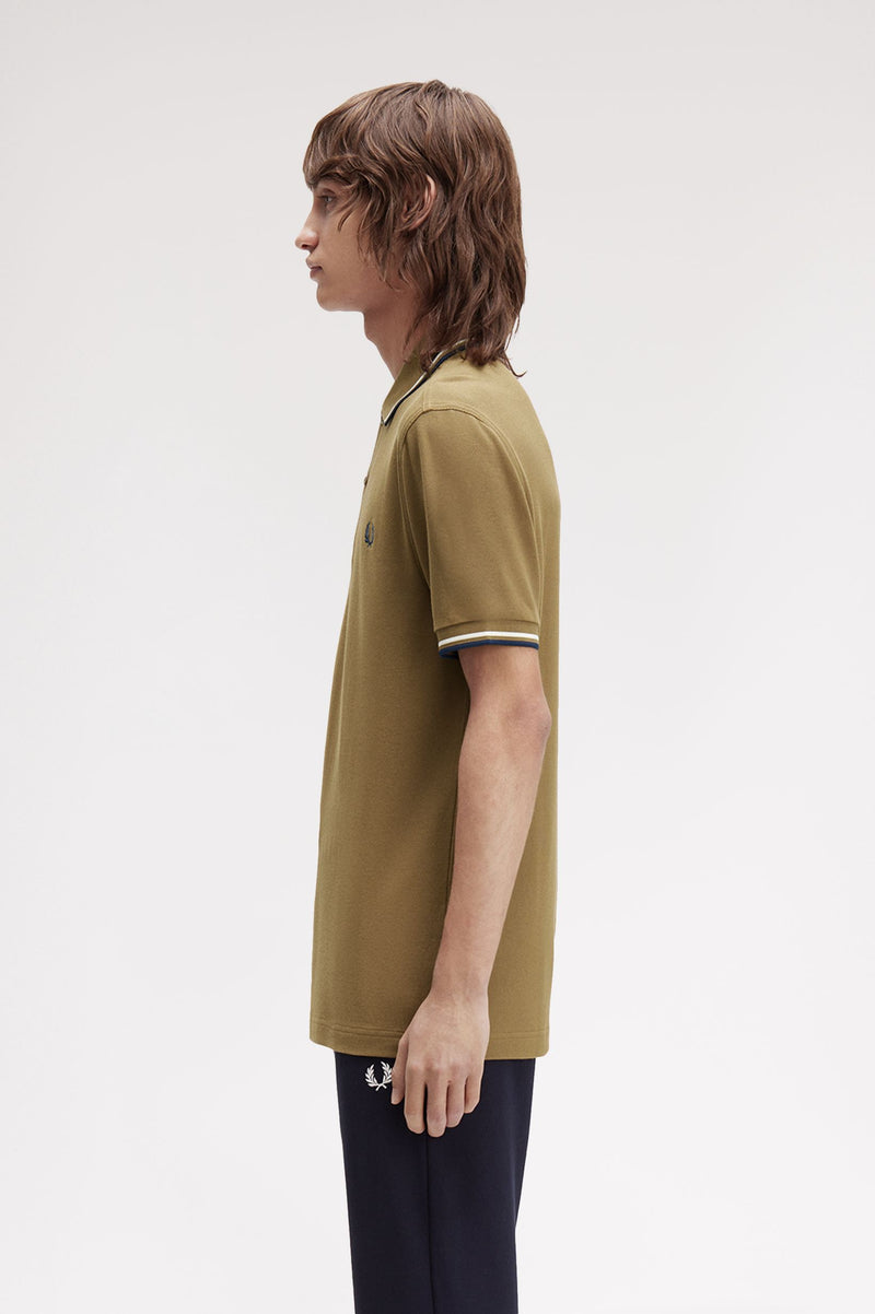 TWIN TIPPED FRED PERRY SHIRT