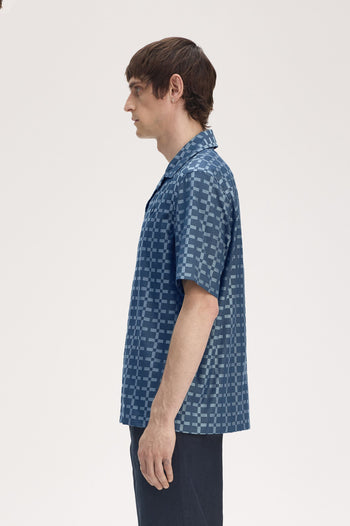 GEOMETRIC REVERE COLLAR SHIRT