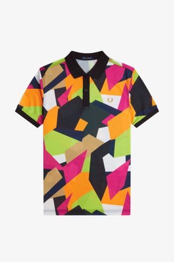 ON COURT PRINTED FRED PERRY SHIRT