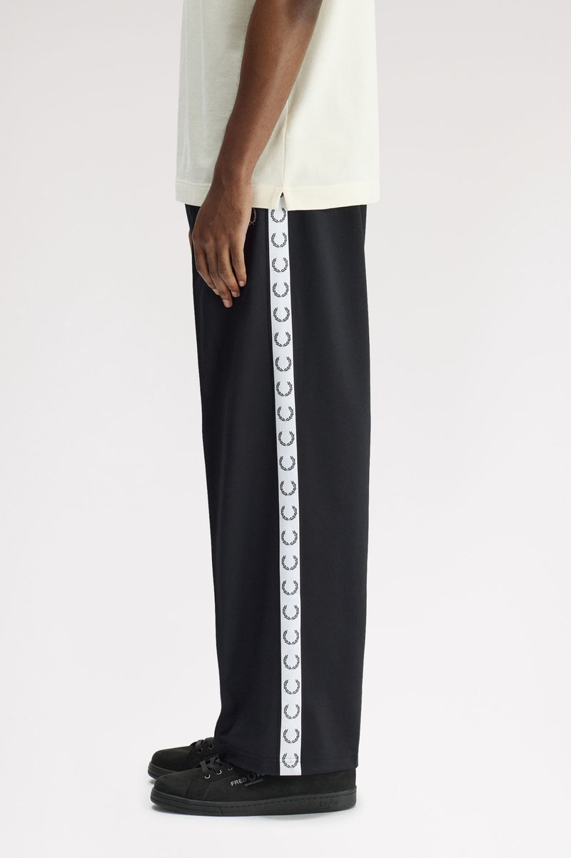 WIDE LEG TRACK PANT