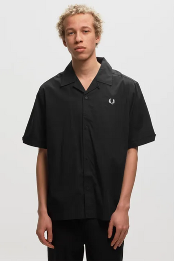 FRED PERRY TIPPED HEM REVERE COLLAR SHIRT