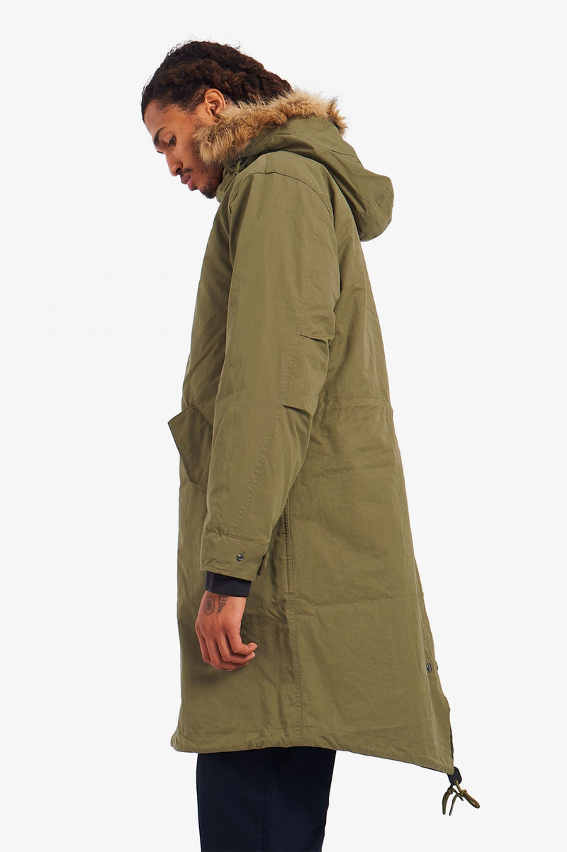 FRED PERRY ZIP IN LINER PARKA – 707